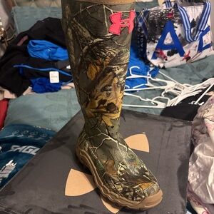 Under Armour Green Camo Boots with Pink Accent